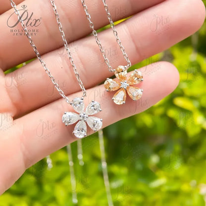 Dainty Moissanite five-leaf Flower Pendant Necklace Niche Light Luxury 925 Sterling Silver Chain Necklace Choker for Women Friend Gift