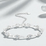 Moissanite Curve Wave Bracelet Adjustable Chain Chic Women’s Jewelry Subtle Sparkle Minimal Design Everyday Wear