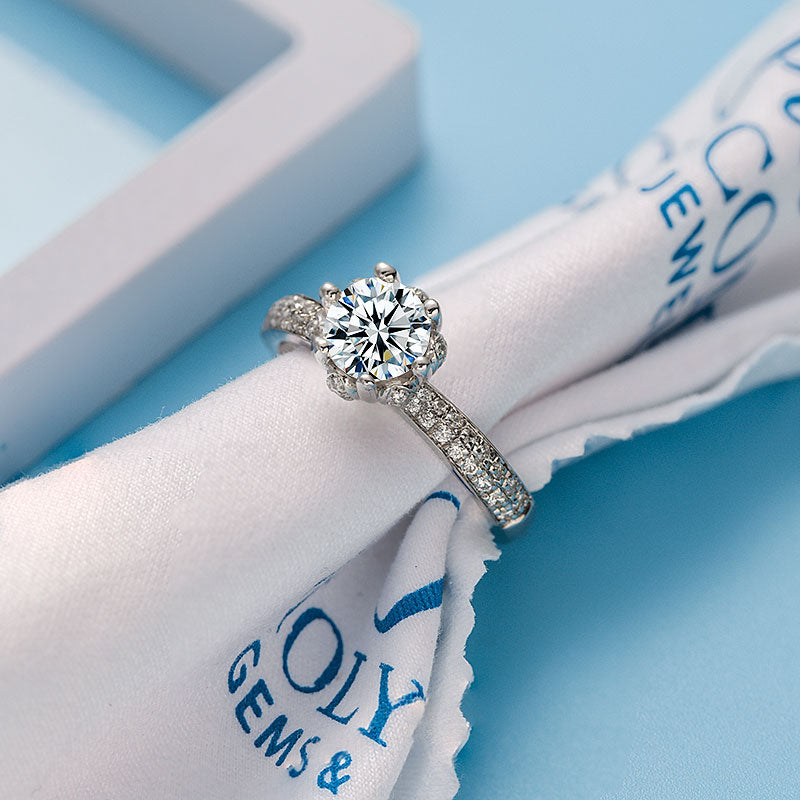 6-Prong Round Moissanite Petal Ring
